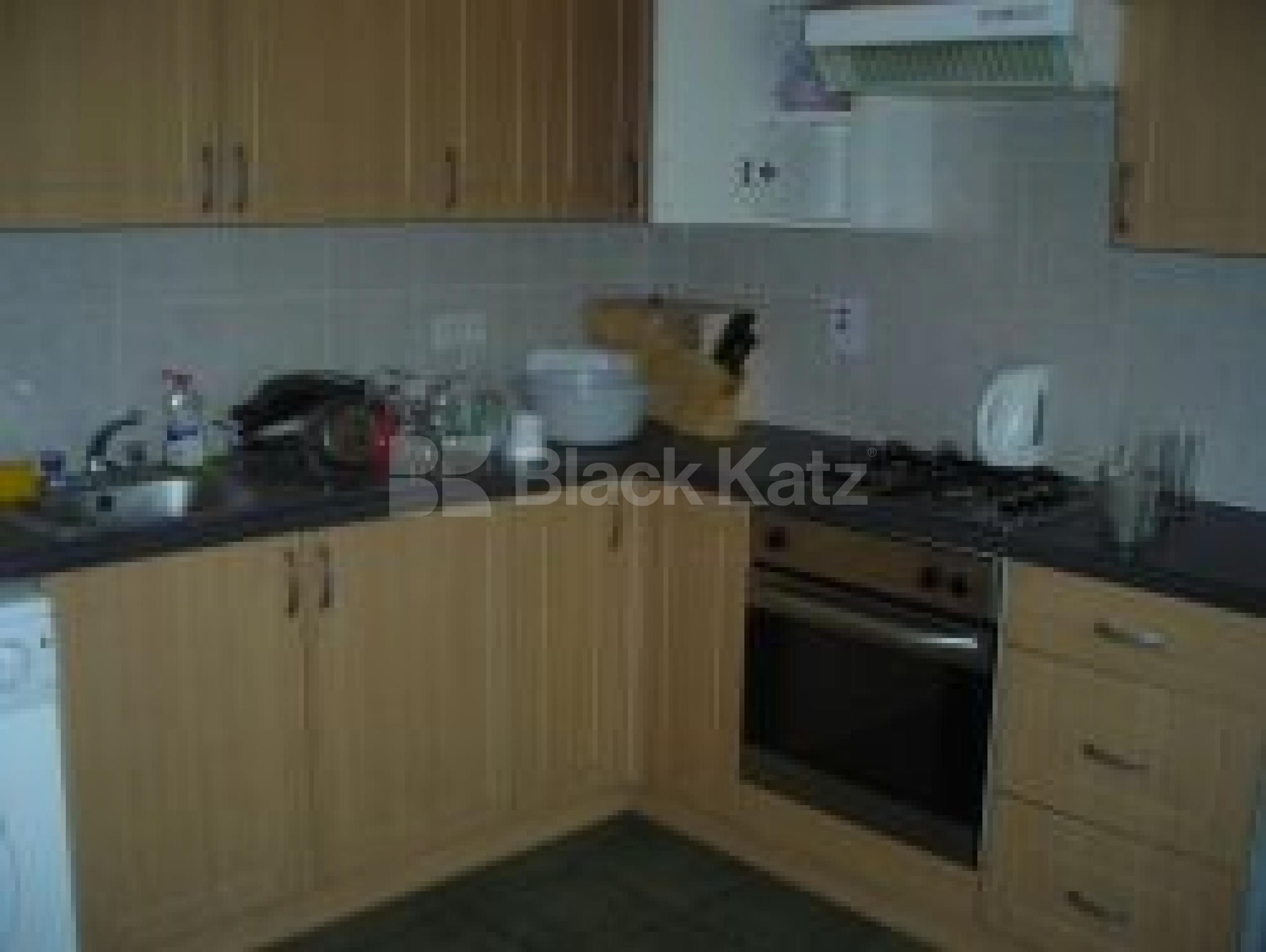 			3 Bedroom, 1 bath, 1 reception Flat			 Prince of Wales Road, KENTISH TOWN NW5 nw5